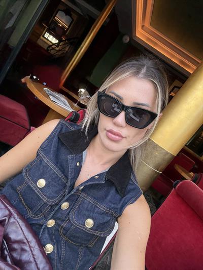 Gold Düğme Detaylı Denim Takım