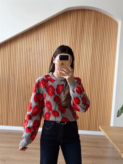 Gri-Kırmızı Floral Kazak