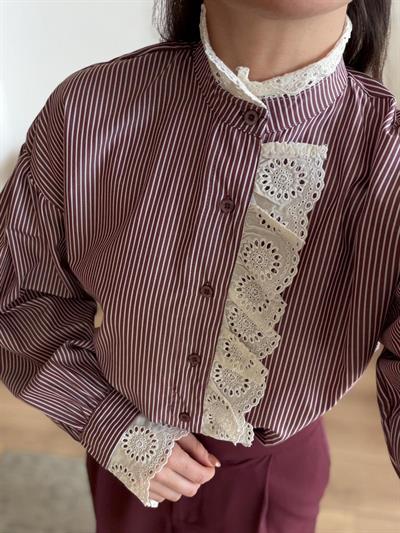 Güpürlü Çizgili Bordo Gömlek