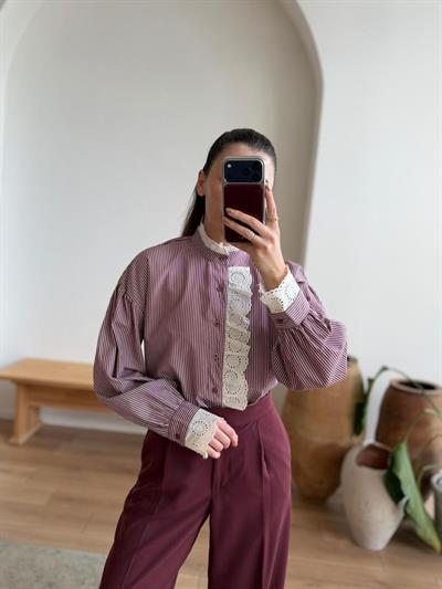 Güpürlü Çizgili Bordo Gömlek