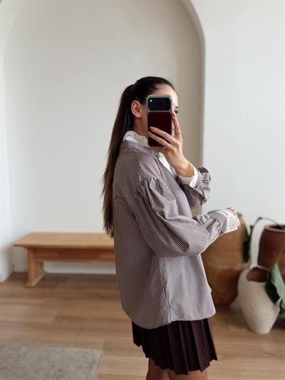 Güpürlü Çizgili Kahverengi Gömlek