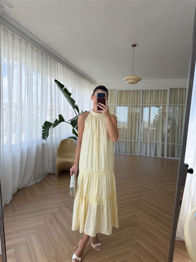İşlemeli Halter Yaka Sarı Elbise
