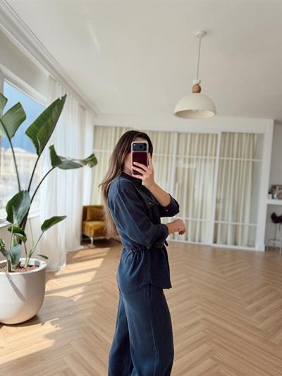 Jakarlı Lacivert Takım