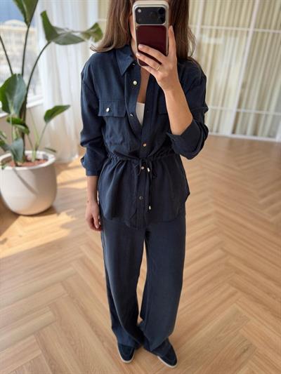 Jakarlı Lacivert Takım