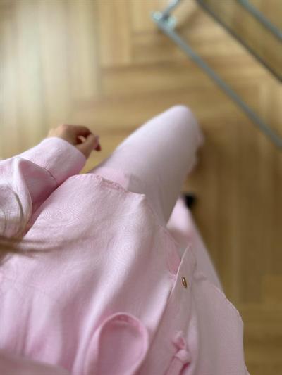 Jakarlı Pembe Takım