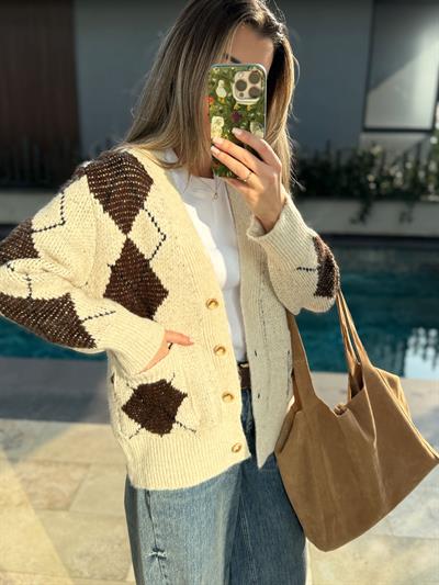 Kahverengi Baklava Desen Hırka