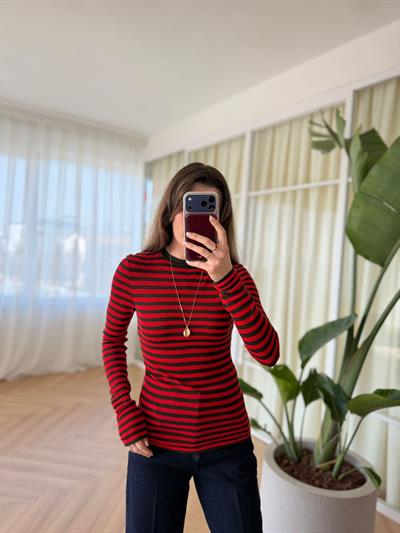 Kahverengi Çizgili Kırmızı Body