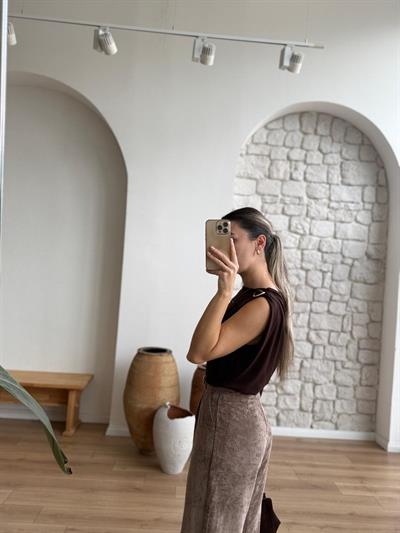 Kahverengi Tek Omuz Bodysuit