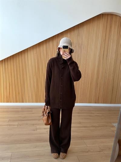 Kahverengi Triko Takım