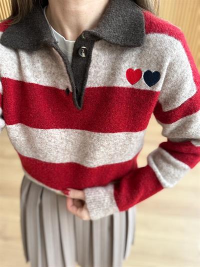 Kalp Nakışlı Çizgili Kırmızı Kazak