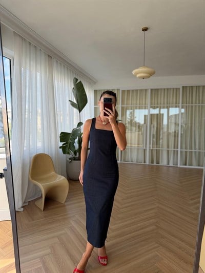 Kare Yaka Denim Elbise