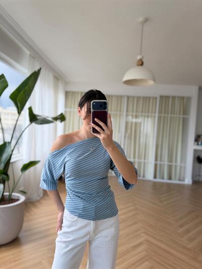 Kayık Yaka Asimetrik Çizgili Mavi Body