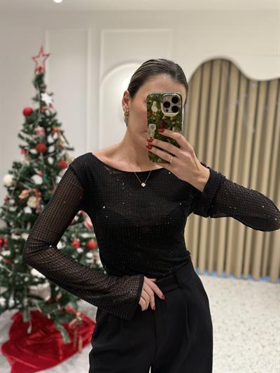 Kayık Yaka Taşlı Tül Bluz