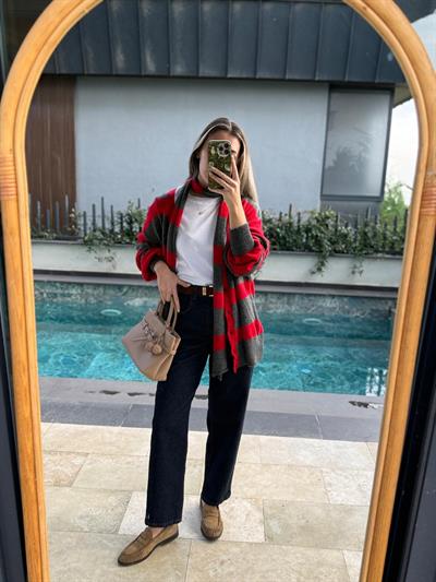 Kırmızı Çizgili Atkılı Hırka