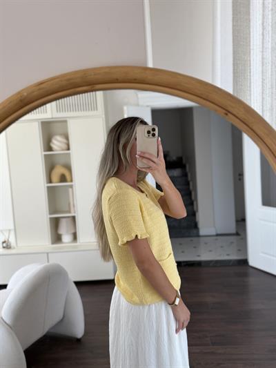 Kısa Kollu Gold Düğmeli Sarı Triko