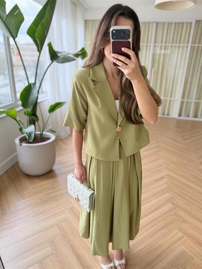 Kısa Kollu Yeşil Ceket-Etek Takım