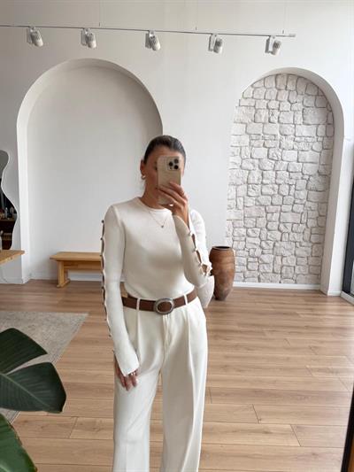 Kol Aksesuarlı Ekru Çelik Triko