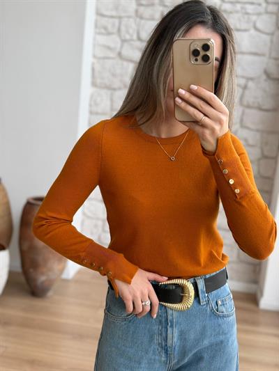 Kolları Düğme Detaylı Tarçın Triko