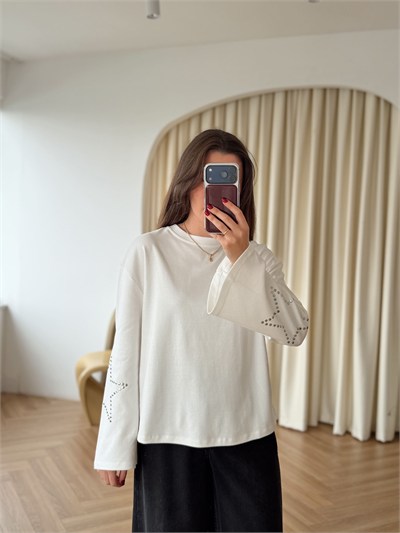 Kolları Yıldız Zımba Detaylı Beyaz  Sweat