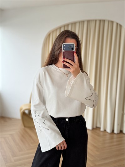 Kolları Yıldız Zımba Detaylı Beyaz  Sweat