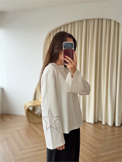 Kolları Yıldız Zımba Detaylı Beyaz  Sweat