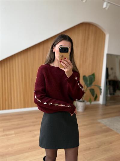 Kolu Aksesuar Detaylı Bordo Kazak