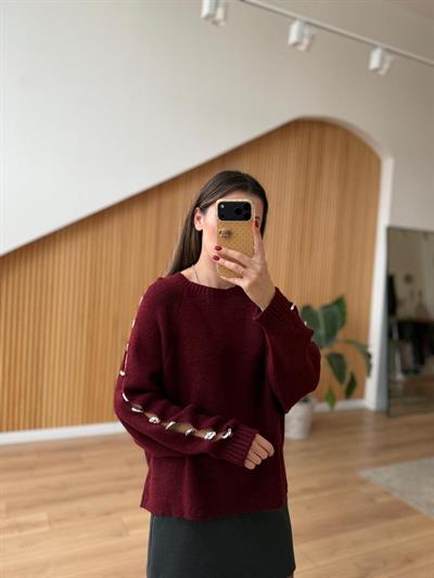 Kolu Aksesuar Detaylı Bordo Kazak