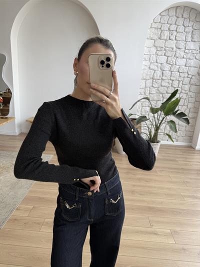 Kolu Aksesuar Detaylı Gri Fitilli Uzun Kollu Triko