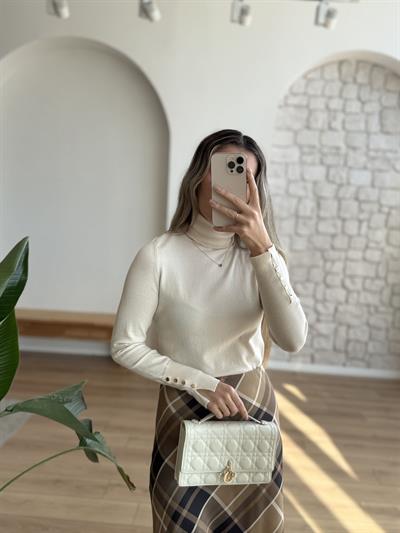Kolu Düğme Detaylı Ekru Triko