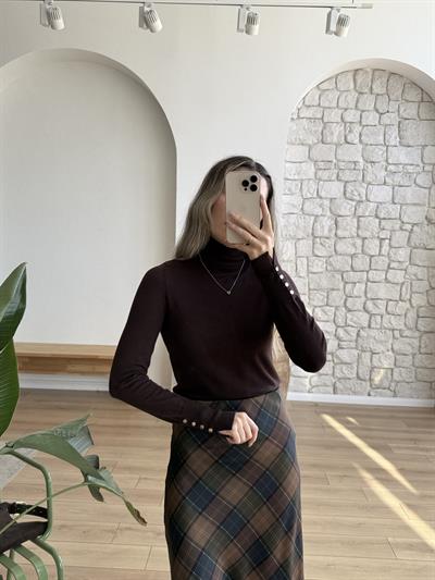 Kolu Düğme Detaylı Kahverengi Triko