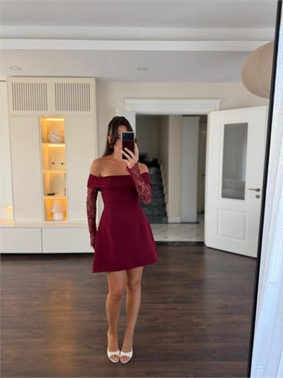 Kolu Tül Detaylı Bordo Mini Elbise  
