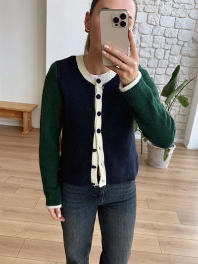 Kontrast Renkli Kaplama Düğmeli Hırka