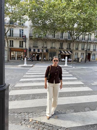 Krem Rengi Bol Paça Jean