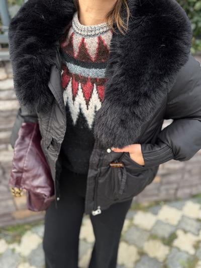 Kürk Yakalı Siyah Şişme Mont