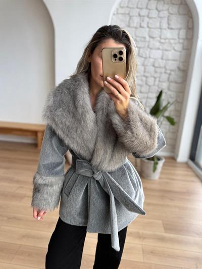 Kürklü Gri Kaşe Kaban