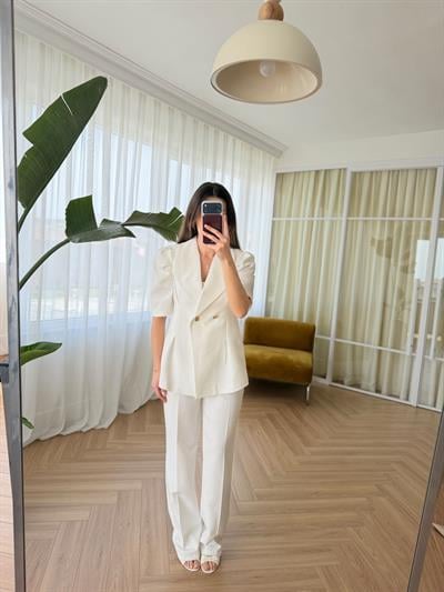 Lady Beyaz Takım
