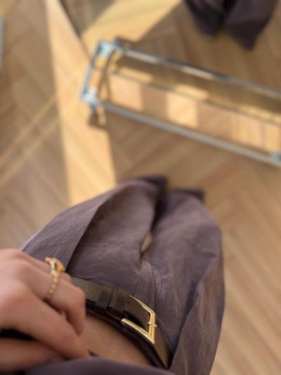 Larassa Kemerli Kahverengi Tensel Pantolon