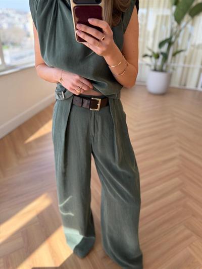 Larassa Kemerli Yeşil Tensel Pantolon
