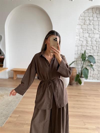 Lavin Kahverengi Takım