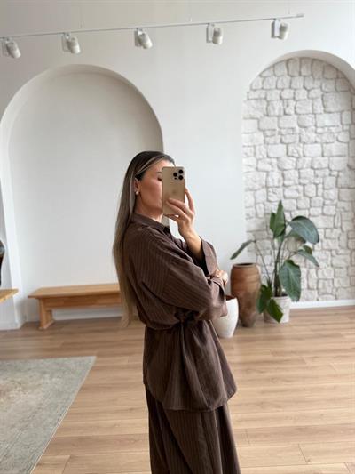 Lavin Kahverengi Takım