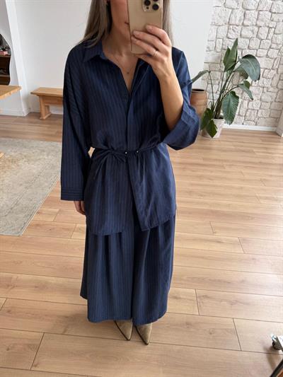 Lavin Lacivert Takım