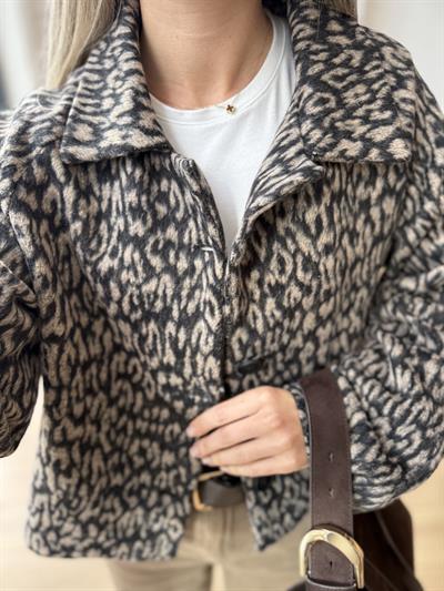 Leopar Desen Astarlı Kaşe Ceket