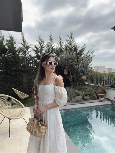 Lina Askılı ve Balon Kollu Nakışlı Elbise