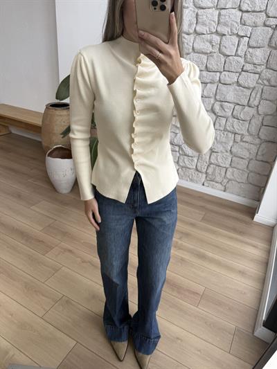 Loli Uzun Kollu Krem Triko Bluz