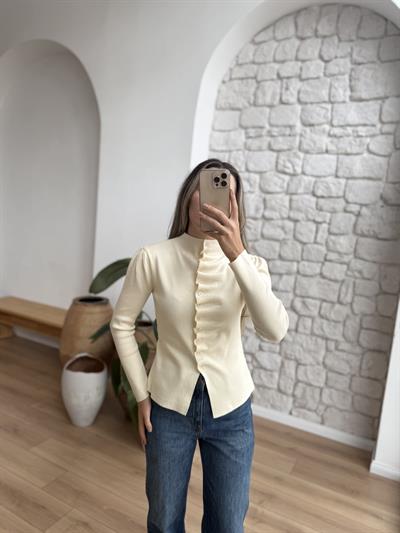 Loli Uzun Kollu Krem Triko Bluz