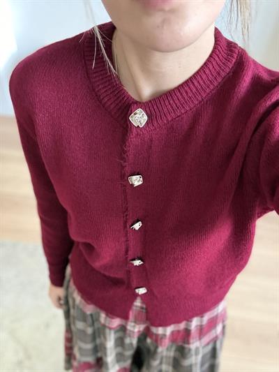 Metal Düğmeli Vişne Hırka