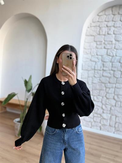 Metal Gül Düğmeli Siyah Hırka