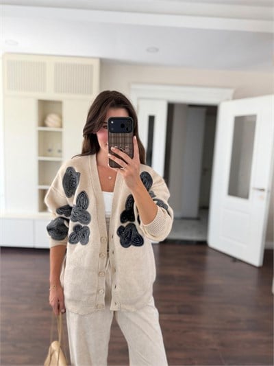 Nakışlı Çelik Örme Triko Hırka