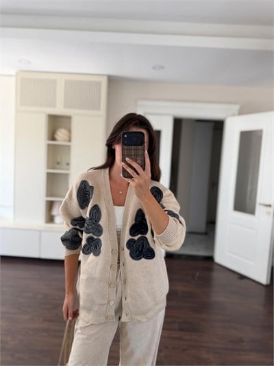 Nakışlı Çelik Örme Triko Hırka