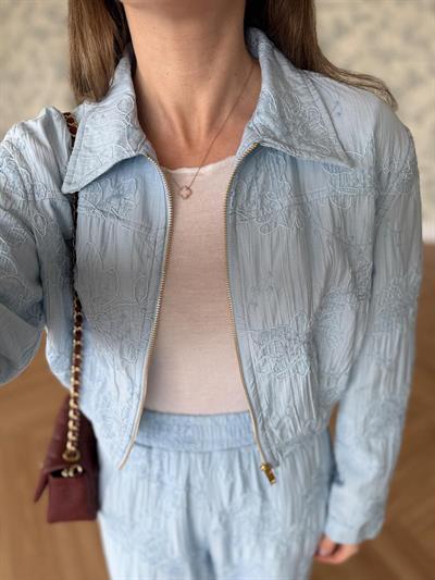 Nakışlı Mavi Ceketli Pantolon Takım